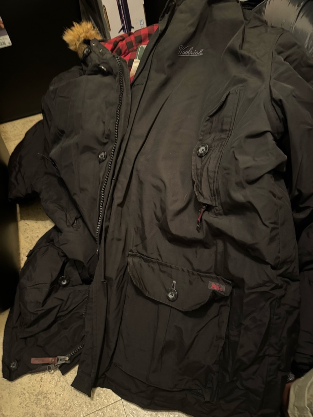Woolrich Men's Black Heavyweight Puffer Parka with Fur Trim Hood